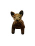 Xolo parado de frente